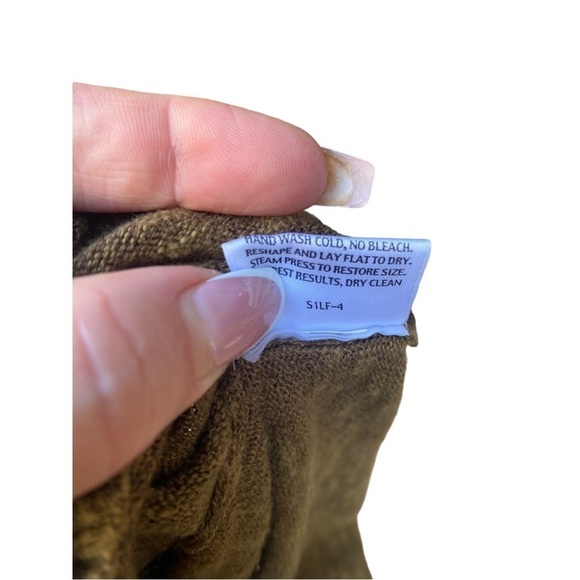 Eileen Fisher Olive Light Sweater Vest I Size: Petite 2/4P - Picture 7 of 16